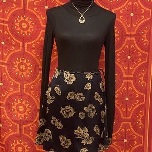 💯 silk Classic Banana Republic brings the wrap back in style.